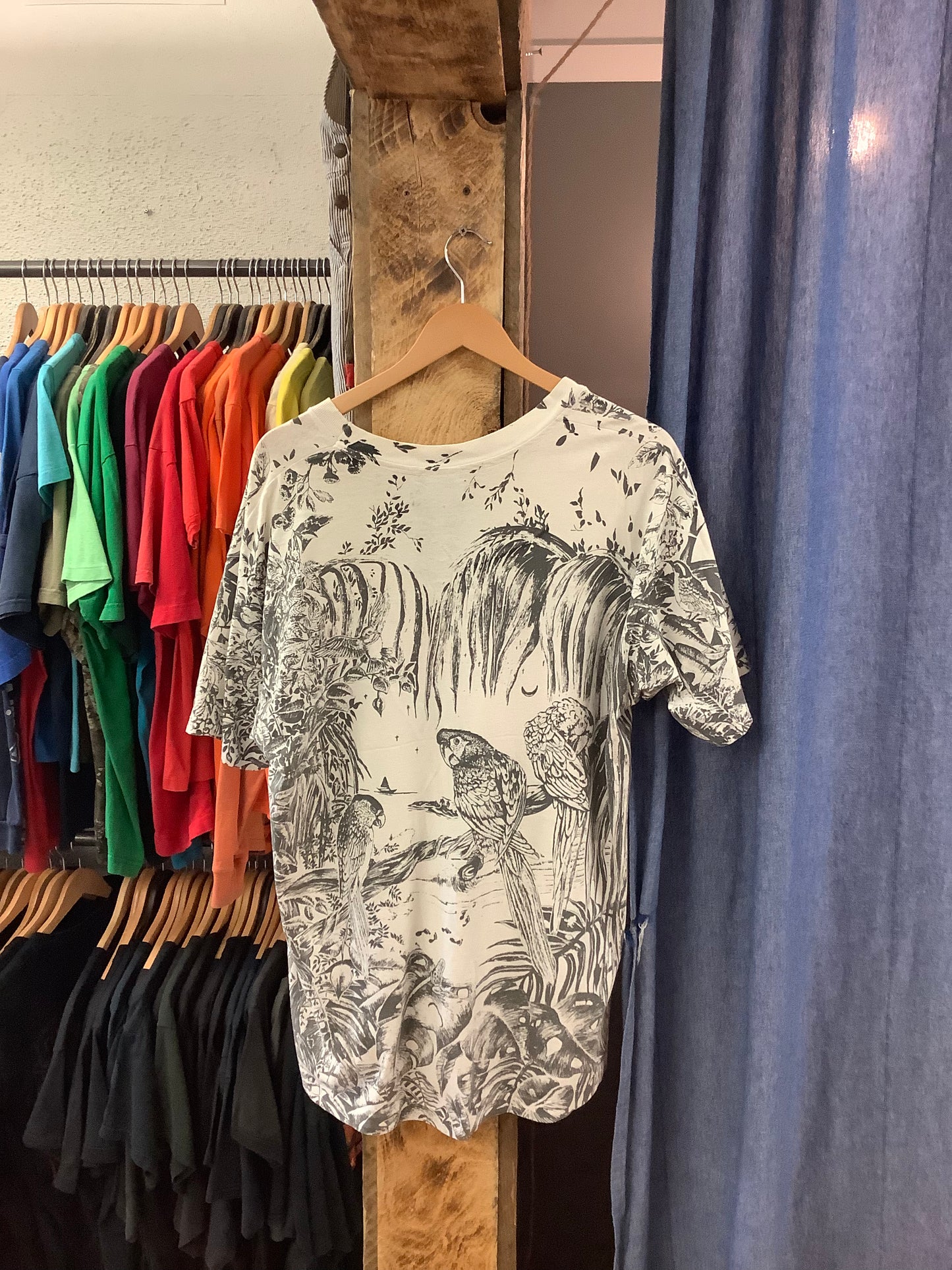 Vintage nature white graphic t-shirt - XL