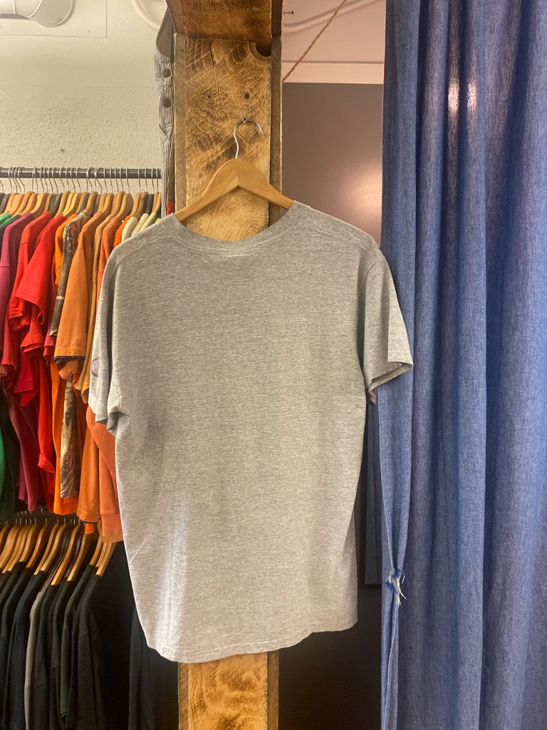 Vintage 90s Nike grey graphic t-shirt - l