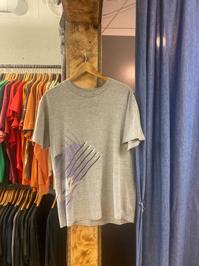 Vintage 90s Nike grey graphic t-shirt - l