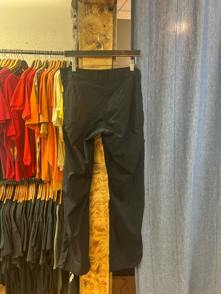 Vintage Arc’teryx black nylon pants - 32