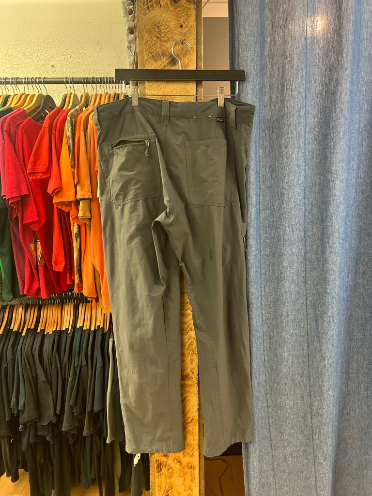 Vintage Patagonia grey nylon pants - 36