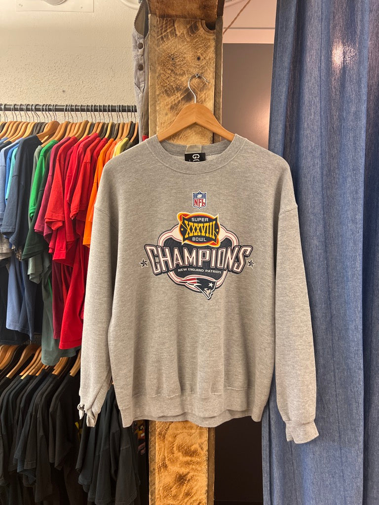 Vintage New England Patriots Super Bowl XXXVIII Grey Crewneck - XL