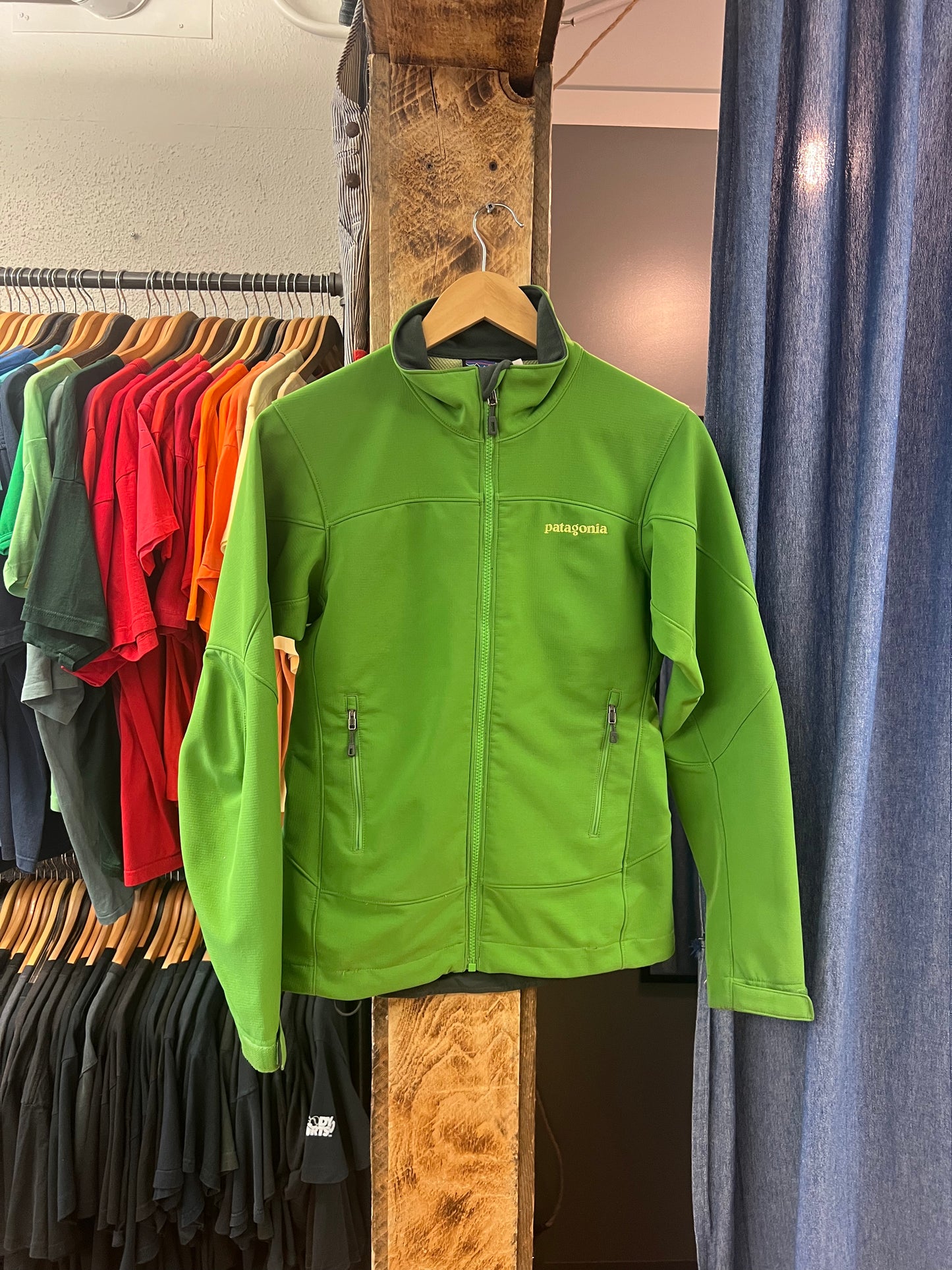 Vintage Patagonia green zip up jacket - XS