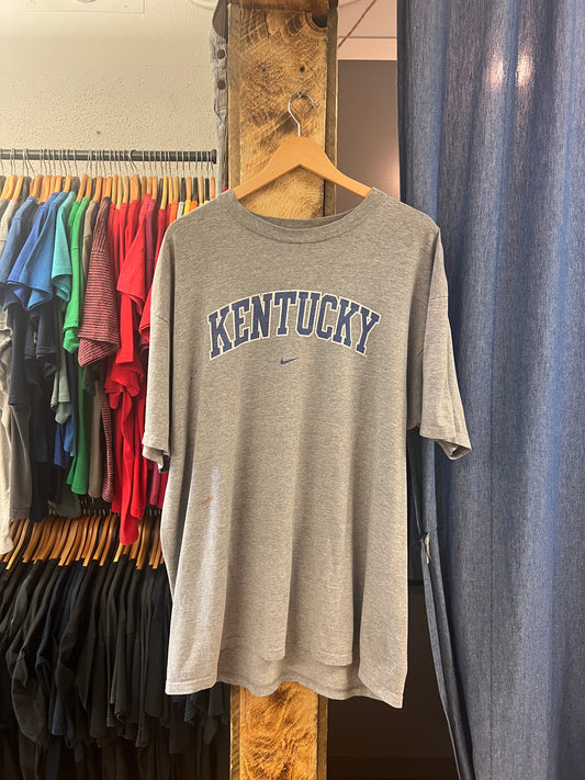 Vintage Nike Kentucky men’s grey t-shirt - XL