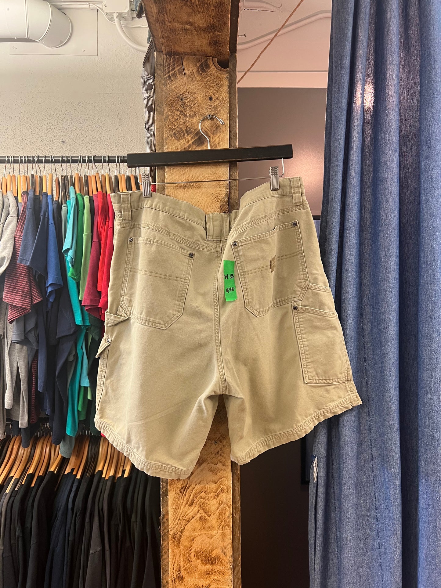 Vintage Columbia Tan Cargo Shorts - 38