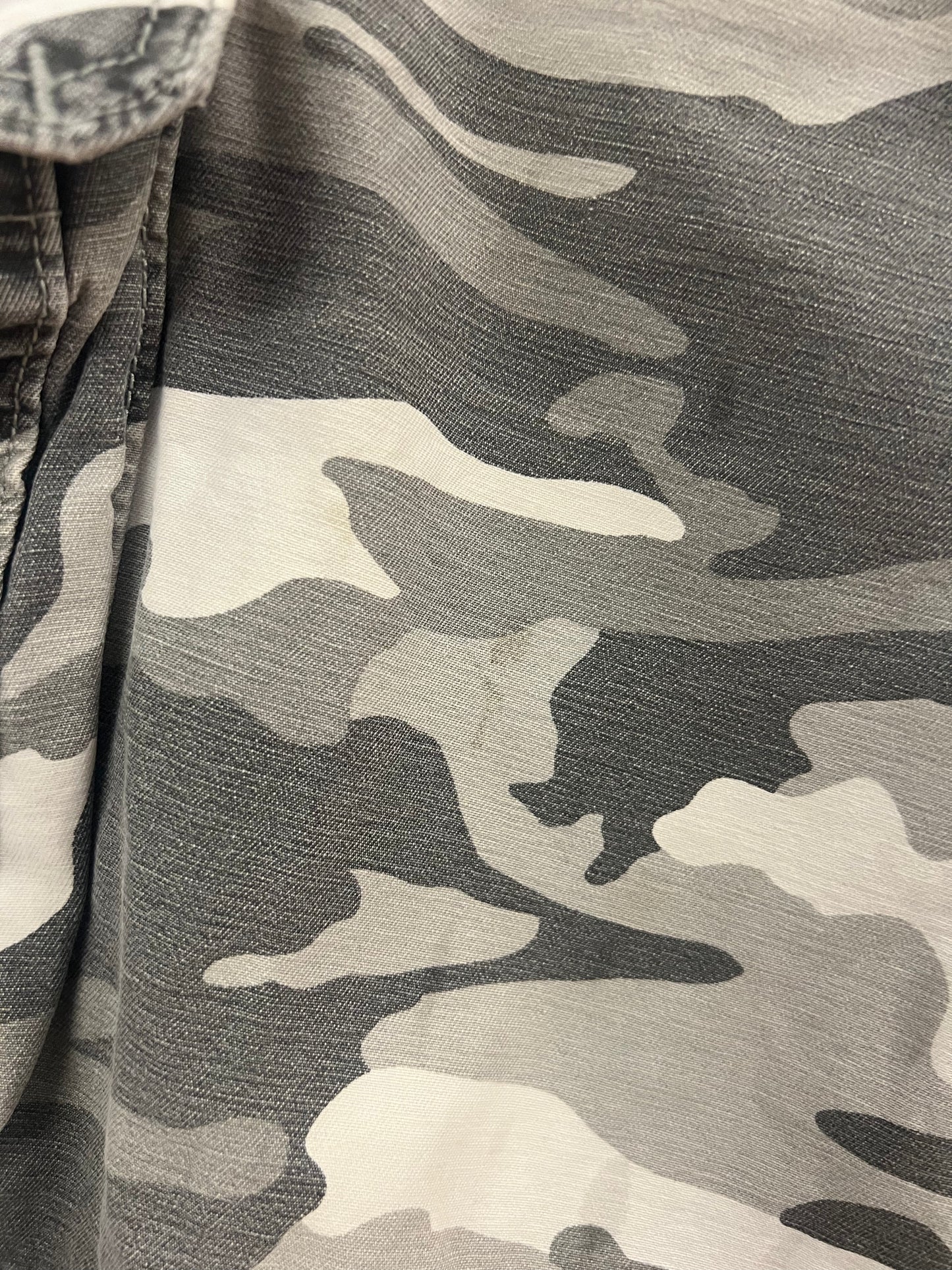 Vintage faded glory camouflage grey cargo shorts - 36