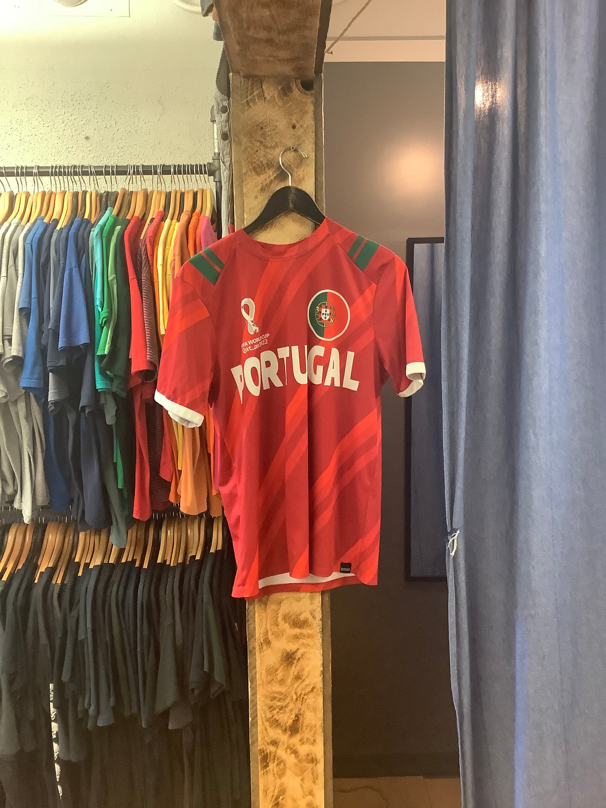 Portugal 2022 wc red soccer jersey - m