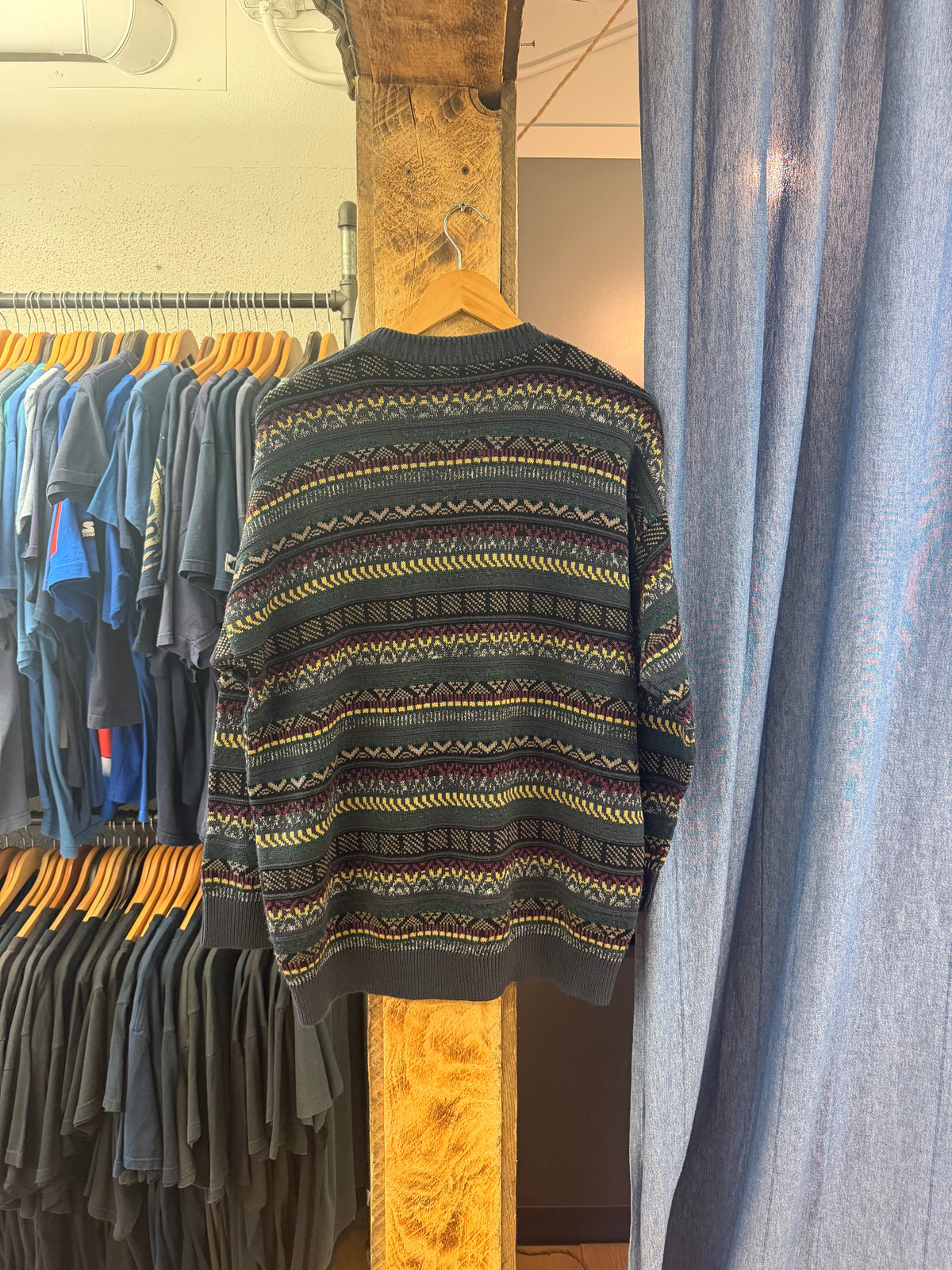 Vintage navy patterned sweatshirt - S