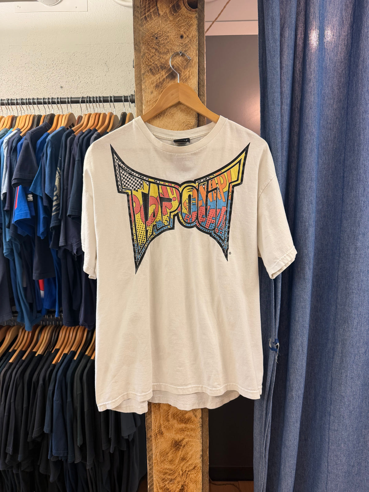 Vintage Tapout Comic Graphic T-shirt - XL